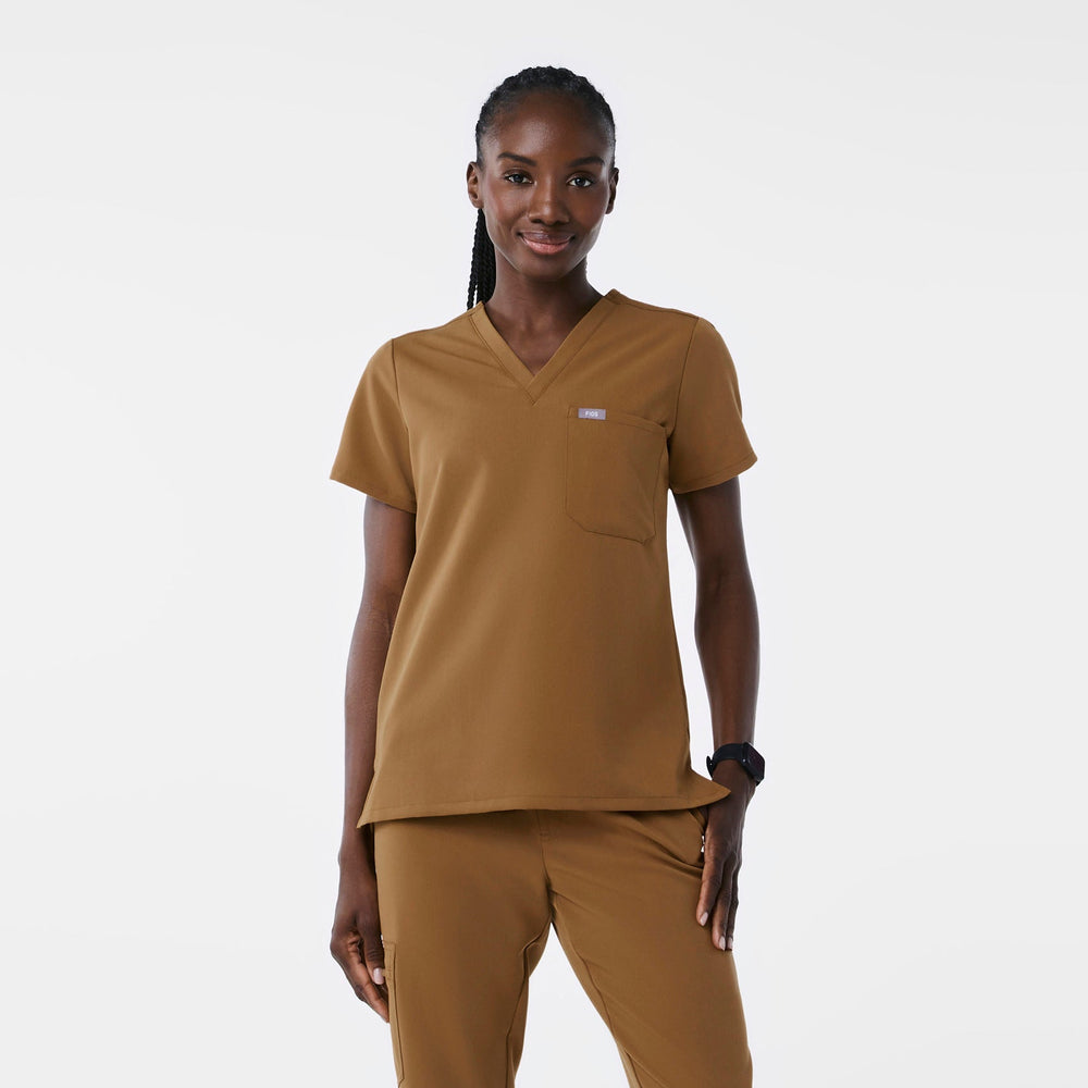 Women's Earth Catarina Petite  -  Scrub Top™