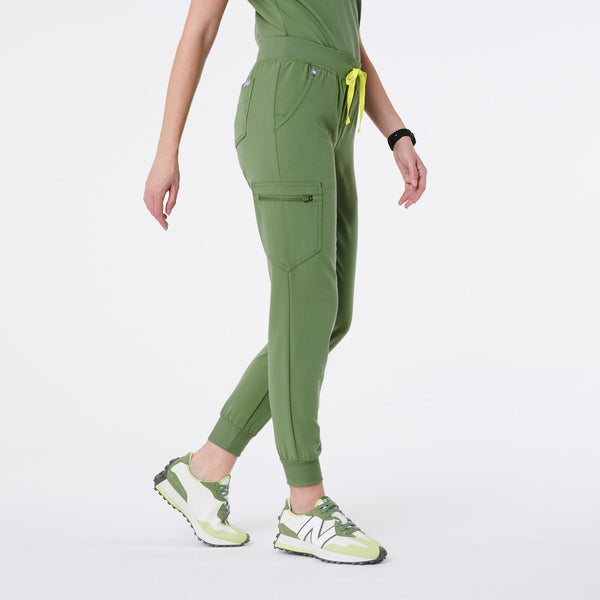 Women's Fern Zamora - Tall Jogger Scrub Pant™