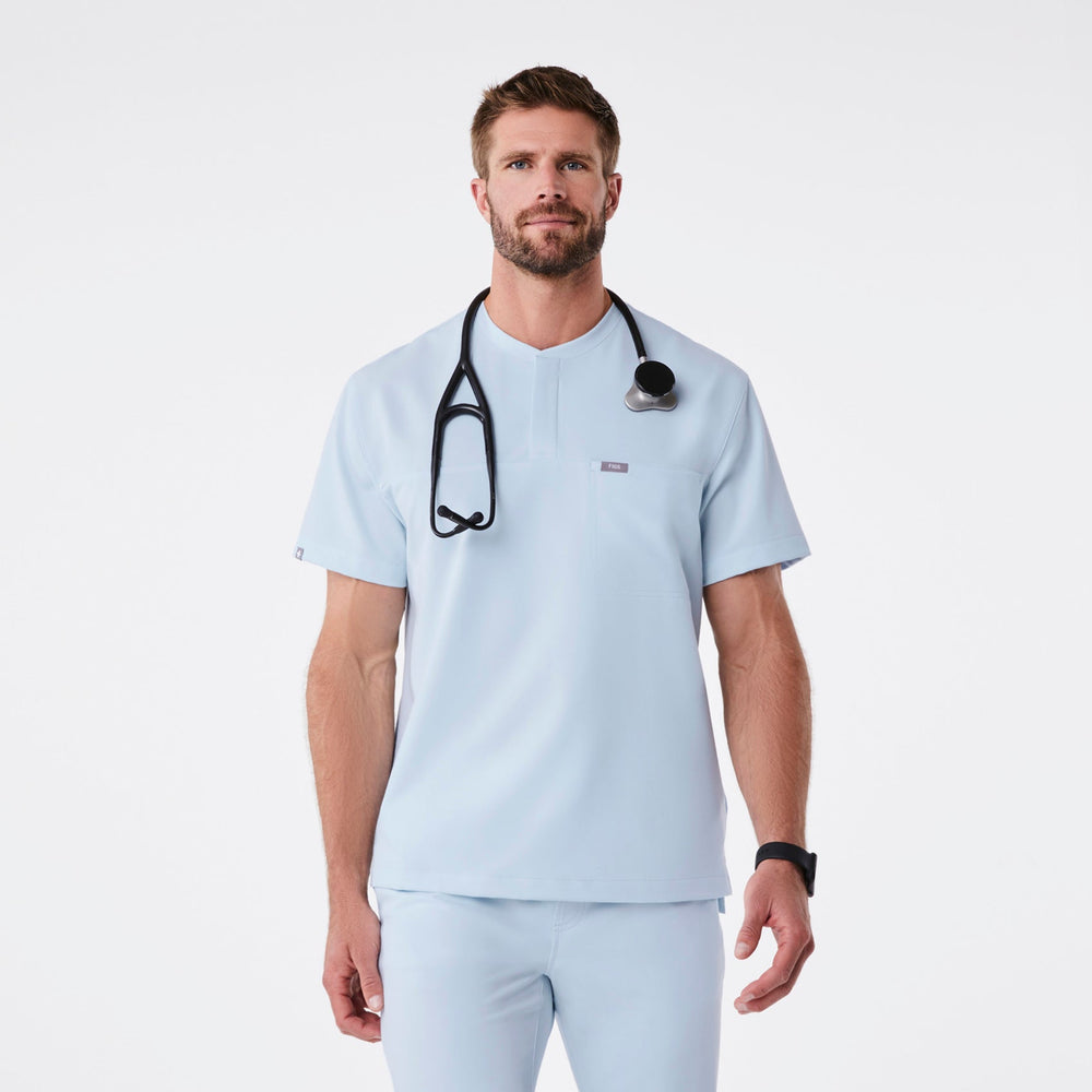 Men's Open Skies Craig - Henley Scrub Top™