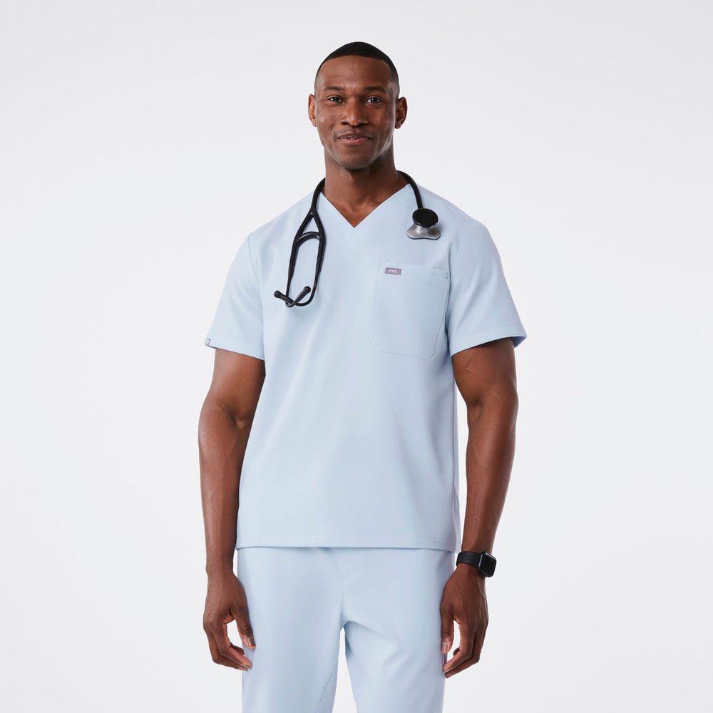 Men's Open Skies Leon -  Scrub Top™