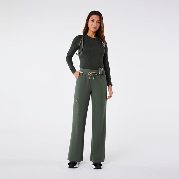 Women's Moss Isabel High-Rise Wide-Leg - Petite Scrub Pant
