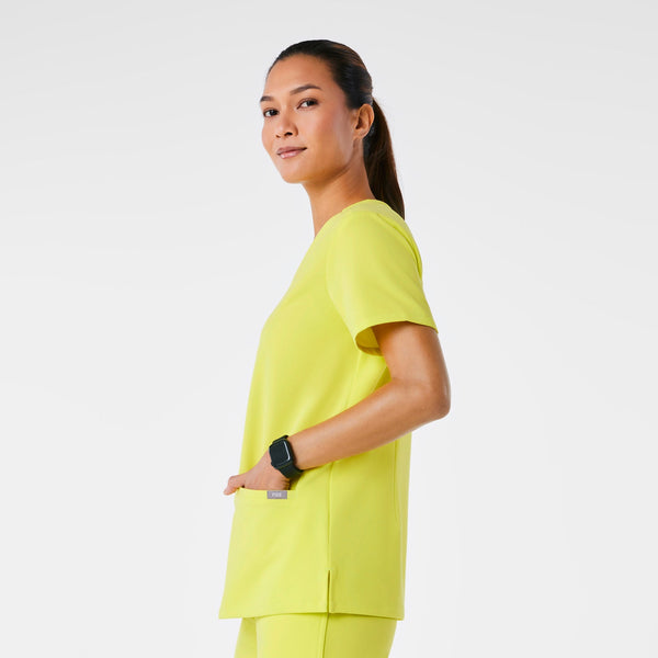 Women's Serving Lime Casma -  Scrub Top™