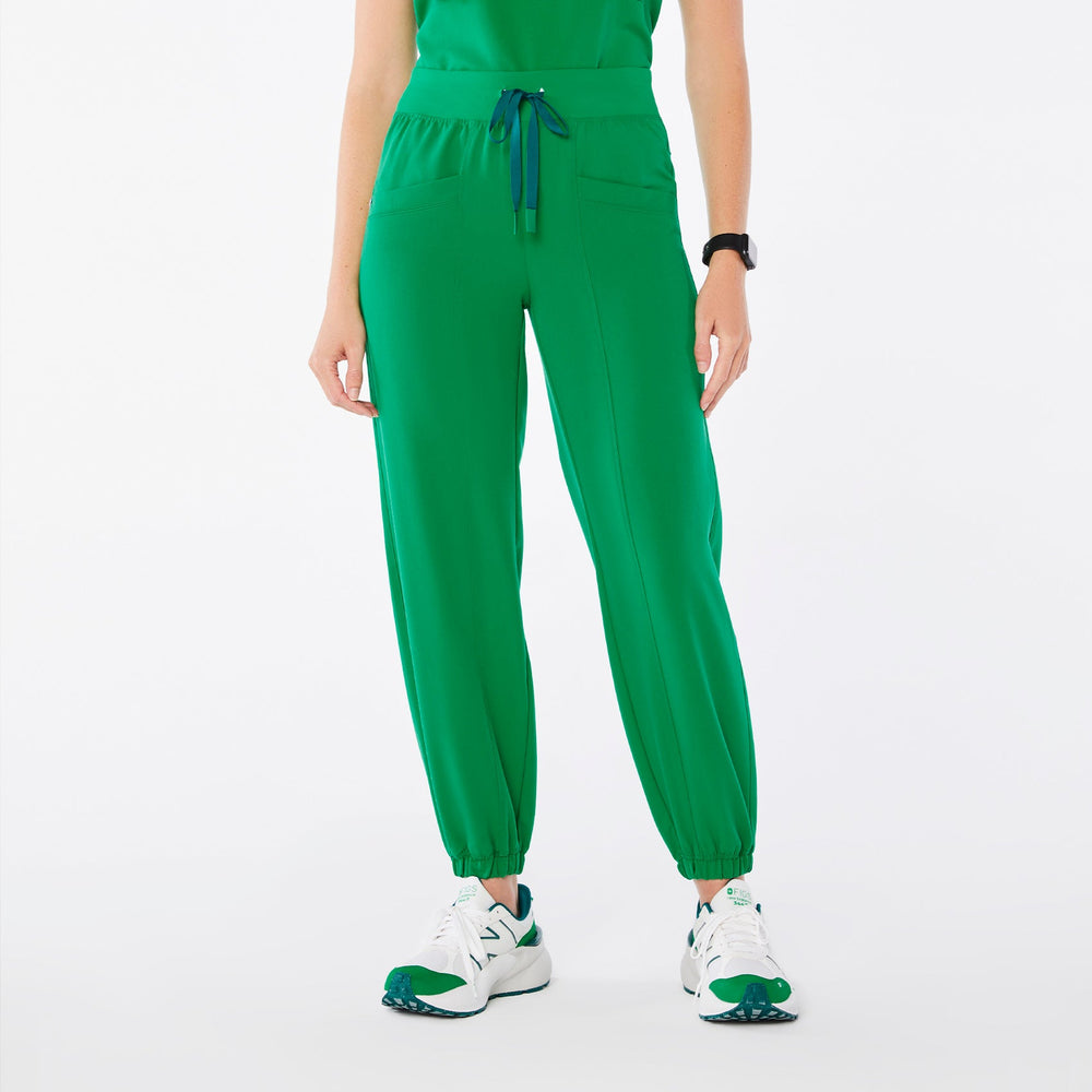 Women's Evergreen High-Rise Rio Relaxed Jogger Petite Scrub Pant