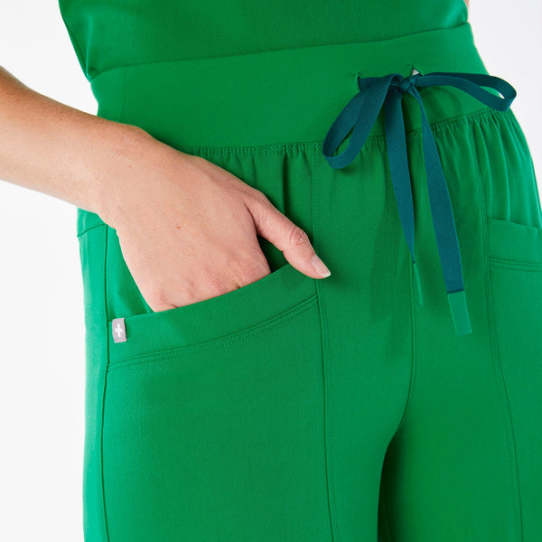 Women's Evergreen High-Rise Rio Relaxed Jogger Petite Scrub Pant