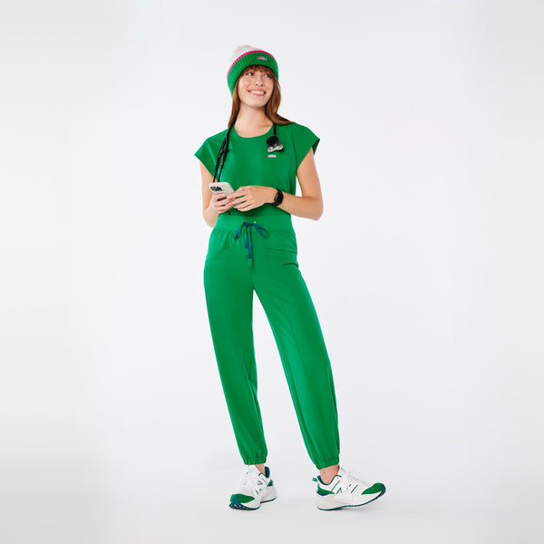 Women's Evergreen High-Rise Rio Relaxed Jogger Petite Scrub Pant