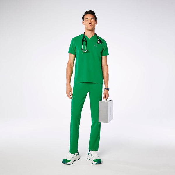 Men's Evergreen Chisec -  Scrub Top™