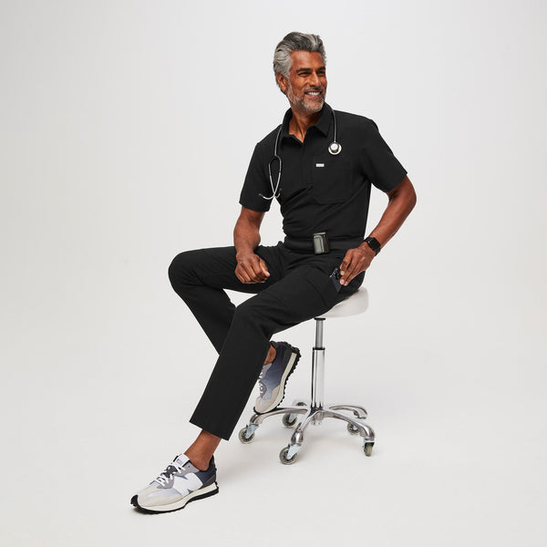 Men's Black Axim™ - Cargo Utility Scrub Pant