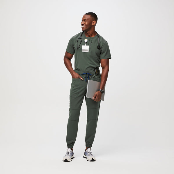 Men's Moss Classic Cape - Cargo Jogger Scrub Pant