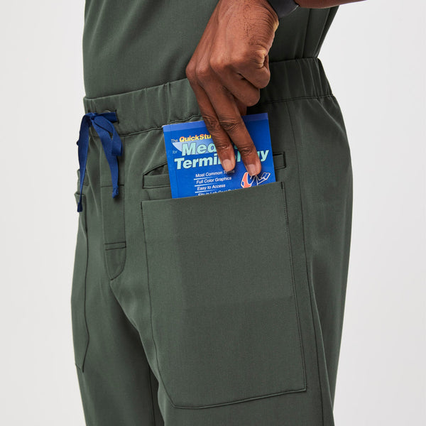 Men's Moss Classic Cape - Short Cargo Jogger Scrub Pant