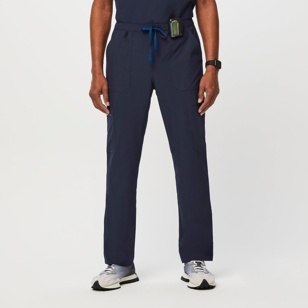 Men's Navy Cairo FREEx™ Lined - Short Cargo Scrub Pant