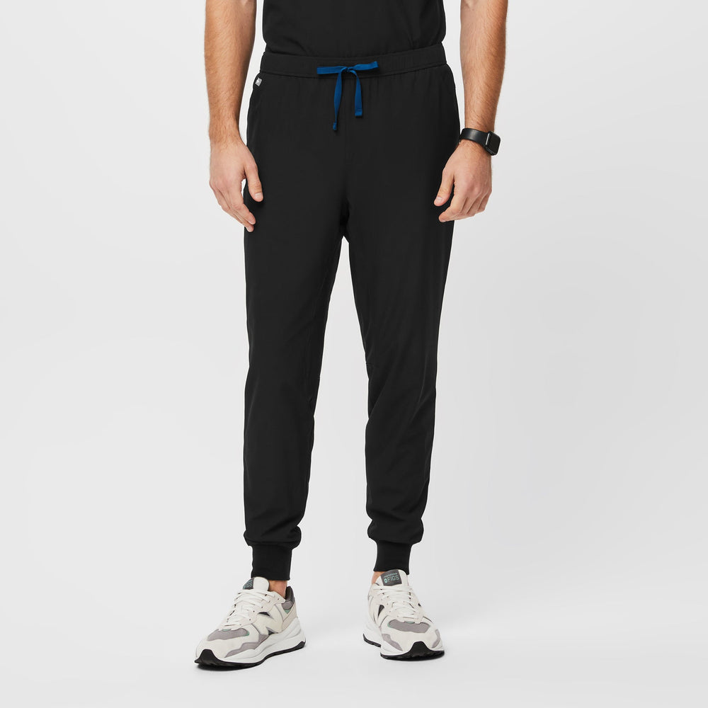 Men's Black Slim Tansen™ FREEx™ Lined - Short Jogger Scrub Pant