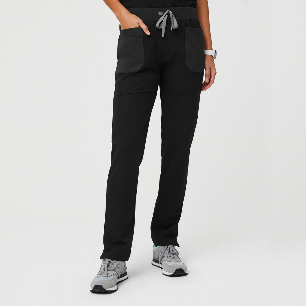 Women's Black Mundri - Slim Scrub Pant