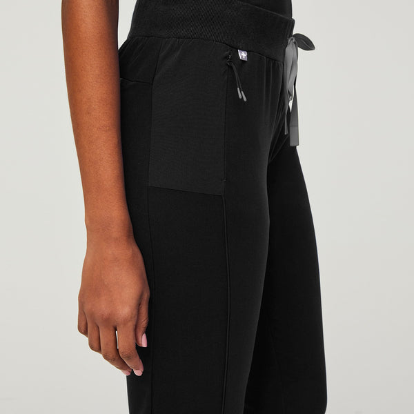 Women's Black Cambridge - Petite Slim Jogger Scrub Pant