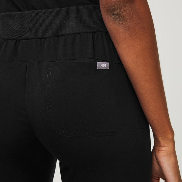 Women's Black Cambridge - Petite Slim Jogger Scrub Pant