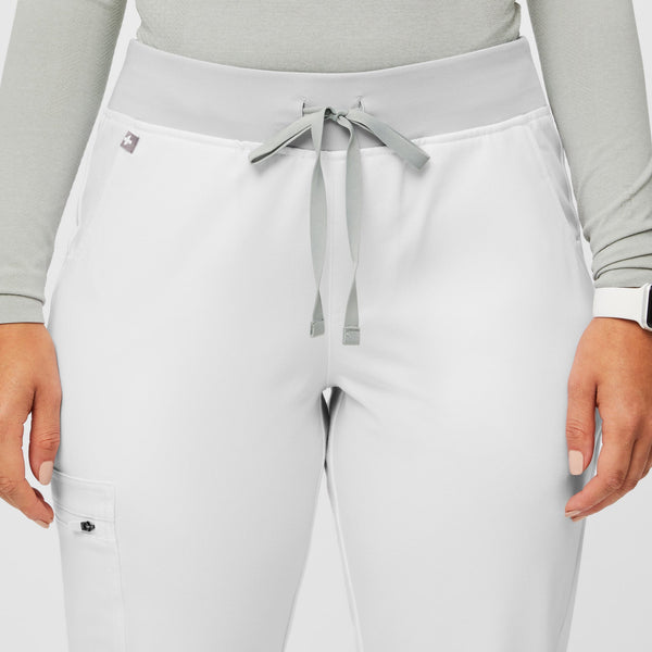 Women's Optic White FIONxtra™ Zamora™ - Petite Jogger Scrub Pant 2.0