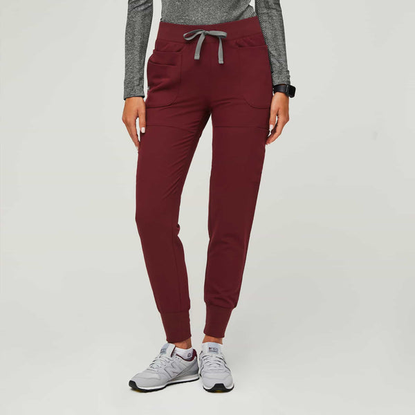 Women's Burgundy Nepal - Petite Skinny Jogger Scrub Pant