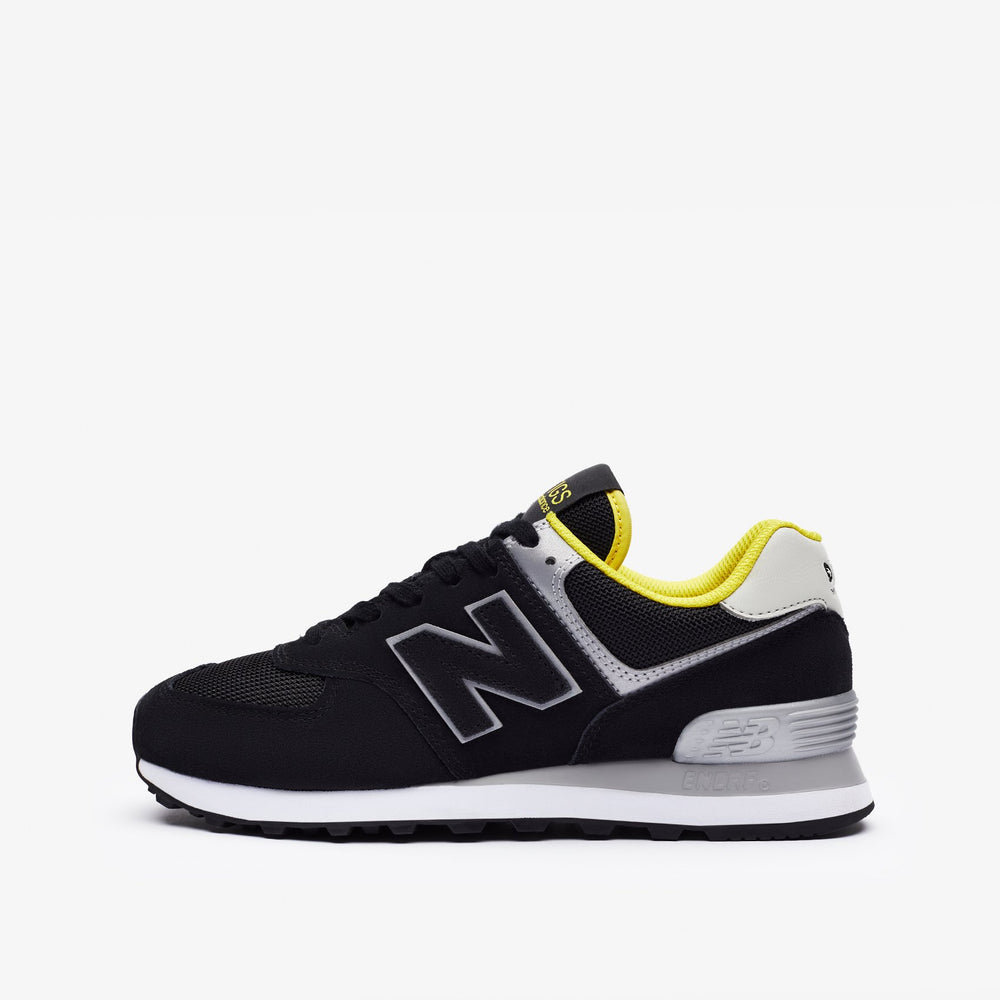 Black FIGS | New Balance Women's 574