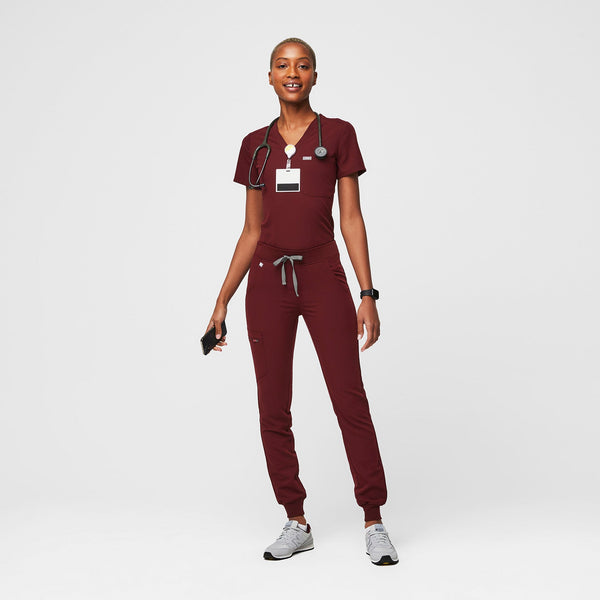 Women's Burgundy Zamora™ - Petite Jogger Scrub Pant