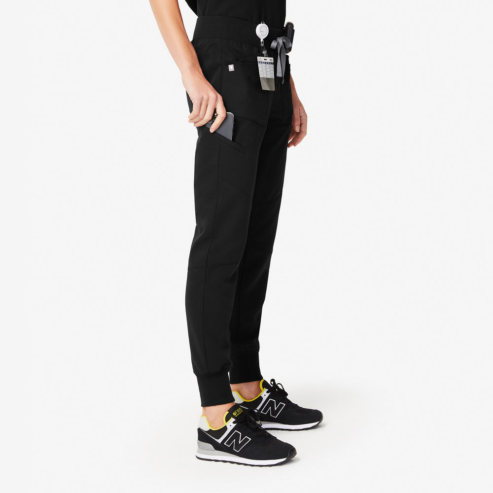 Women's Black Maua - Jogger Scrub Pant